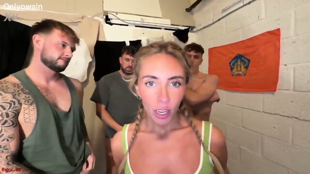 She Looks Like A Terminator, But Everybody Love Her - Videos Film X Milf Francais Gratuites HD | Jeux de Rue